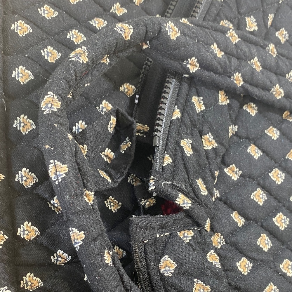 Vera Bradley Classic Black Quilted Women's Garment Travel Bag - Picture 12 of 12
